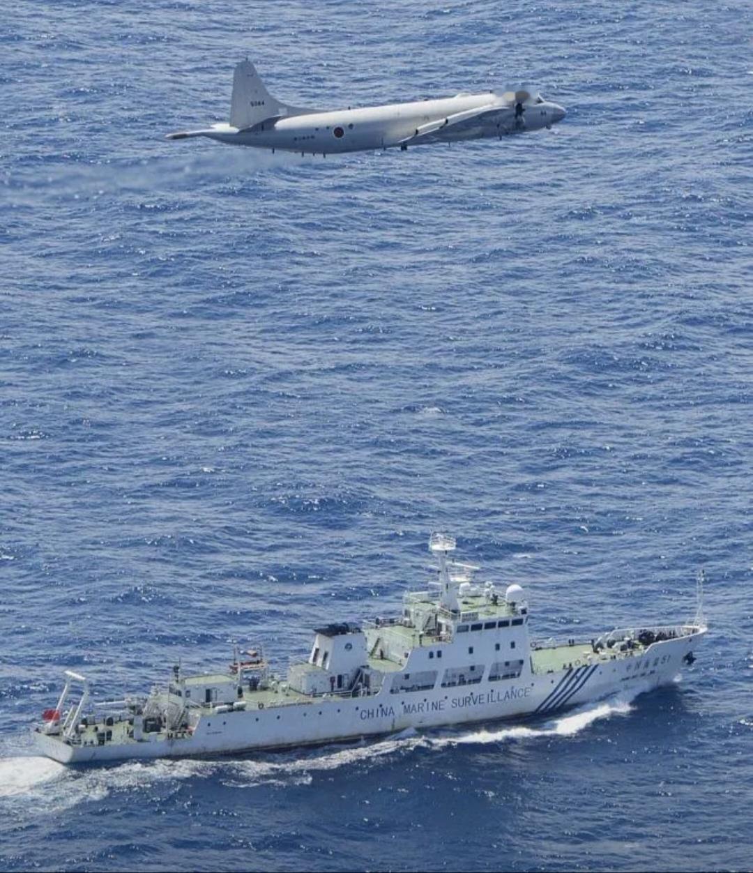 近日，日本海自3架P-1反潜巡逻机在东海开展警戒监视活动，持续搜集周边海域舰船动