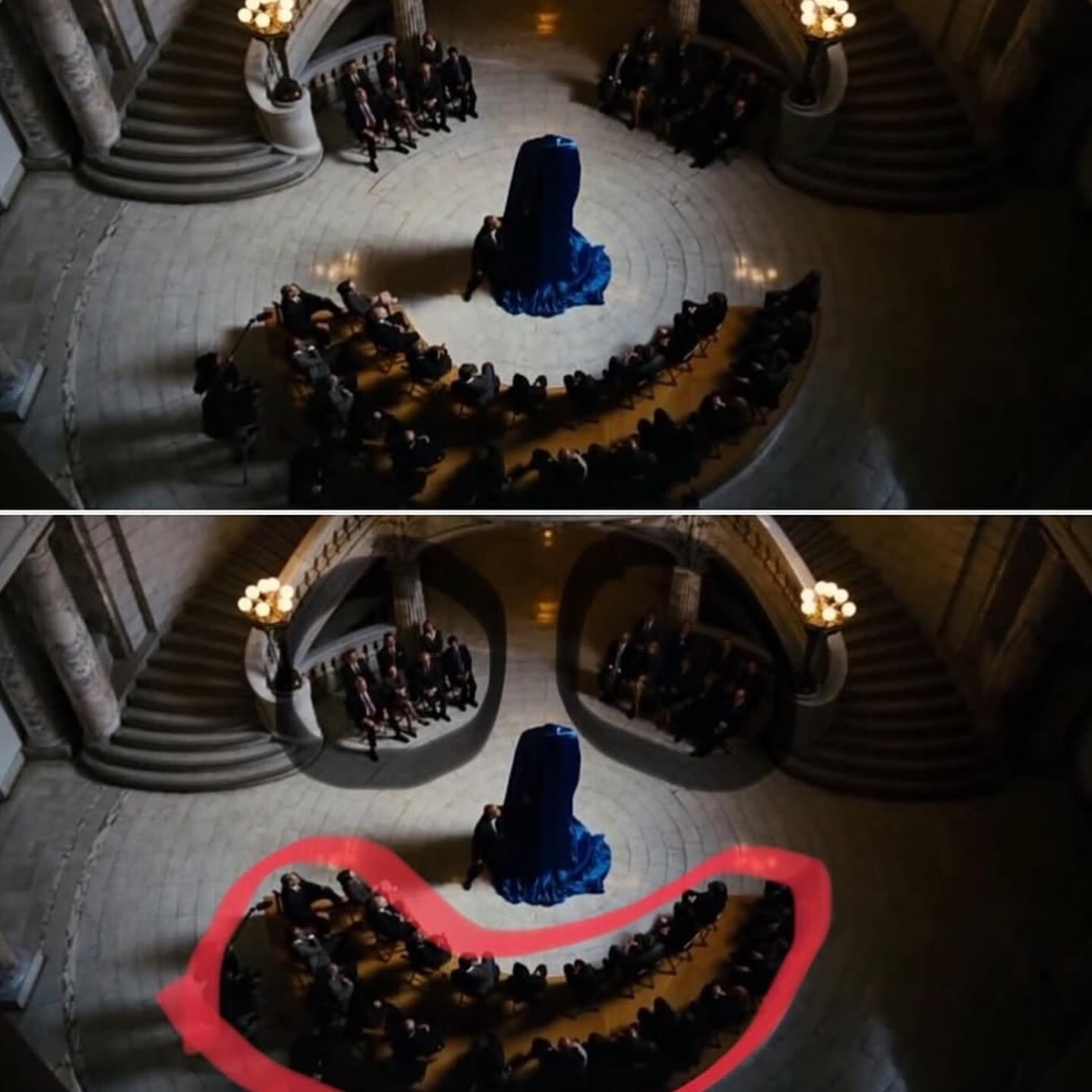 一天一张文艺照 诺兰对希斯·莱杰小丑的致敬？蝙蝠侠影迷发现，在《蝙蝠侠:黑暗骑士