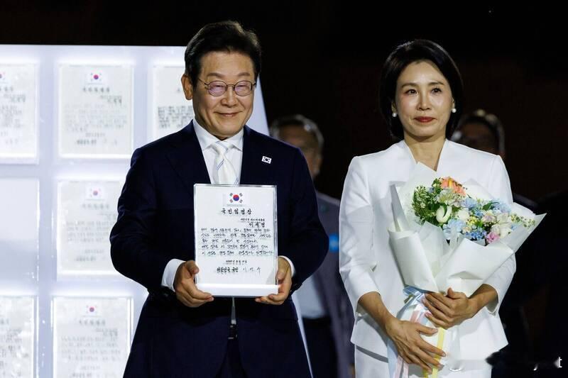 【韩国总统李在明夫妇上综艺 创节目史上最高收视率】海外新鲜事韩国 韩国总统李在明