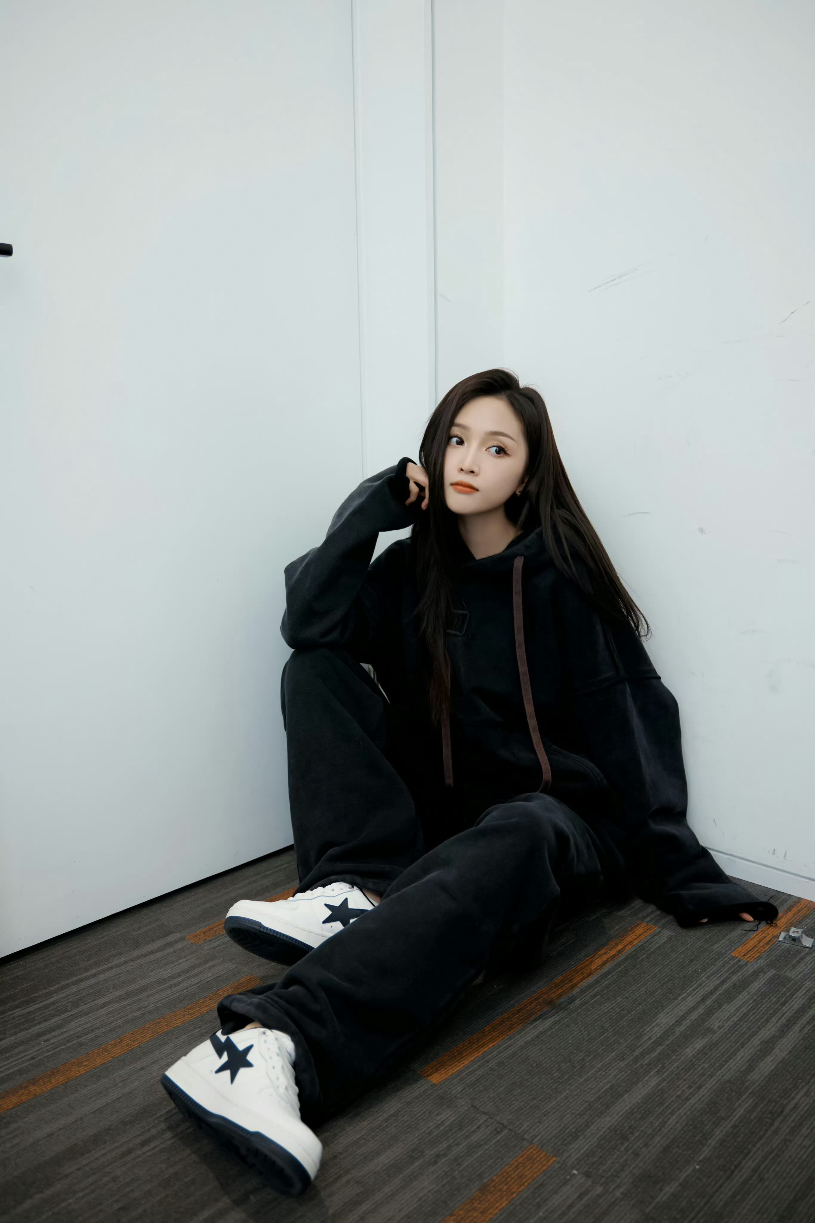 吴宣仪wxy吴宣仪叶星星 朋友们朋友们记得都like一下like一下哇