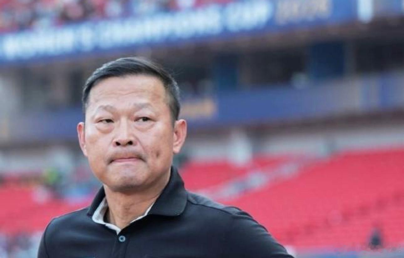 12月15日讯 据上海媒体《东方体育日报》报道，中国女足即将换帅，常卫魏接替米利