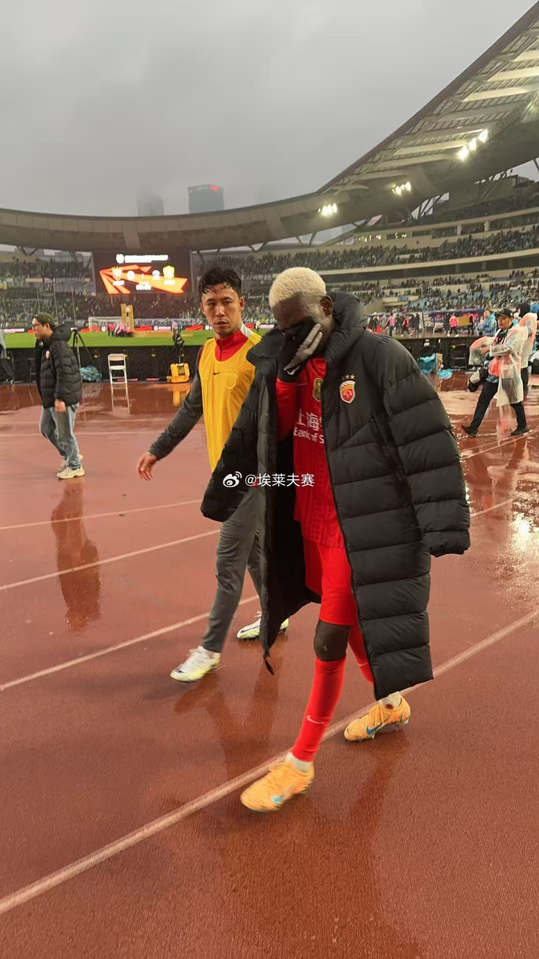 上海海港vs北京国安上海海港0比2北京国安 负于北京国安痛失超级杯，上海海港队外