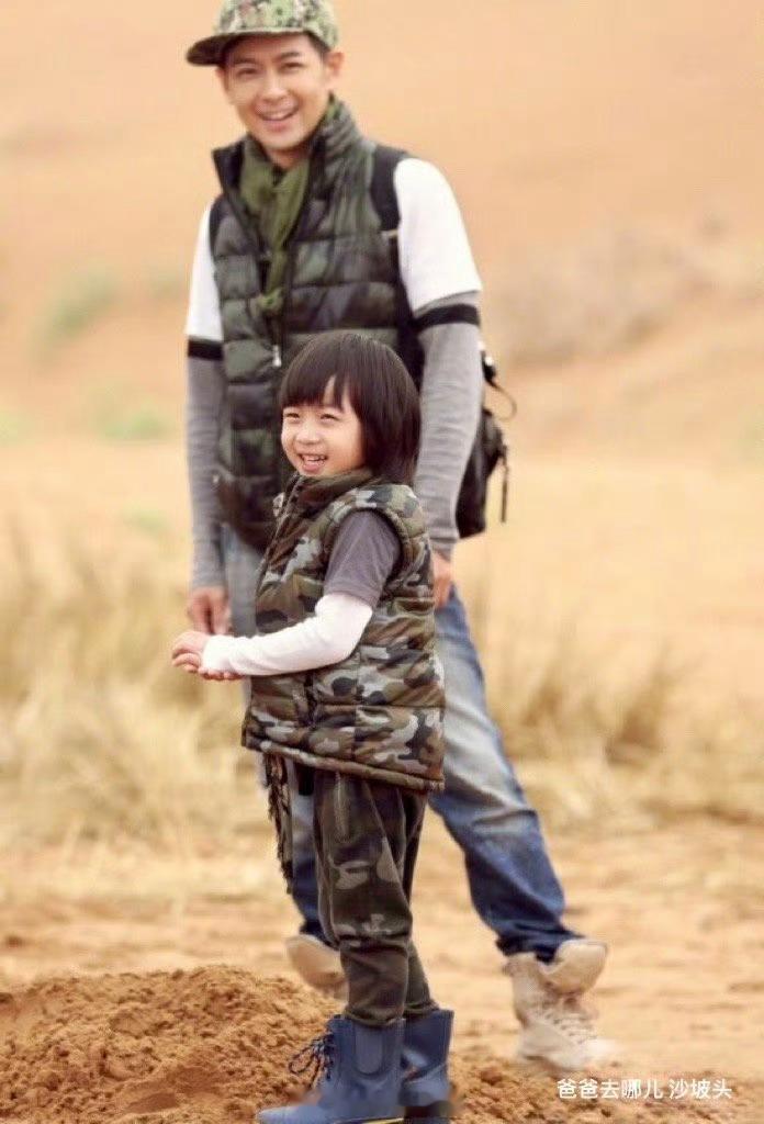 KiMi已经16岁了KiMi16岁也是美萌少年一枚！和林志颖简直一个模子刻出来的
