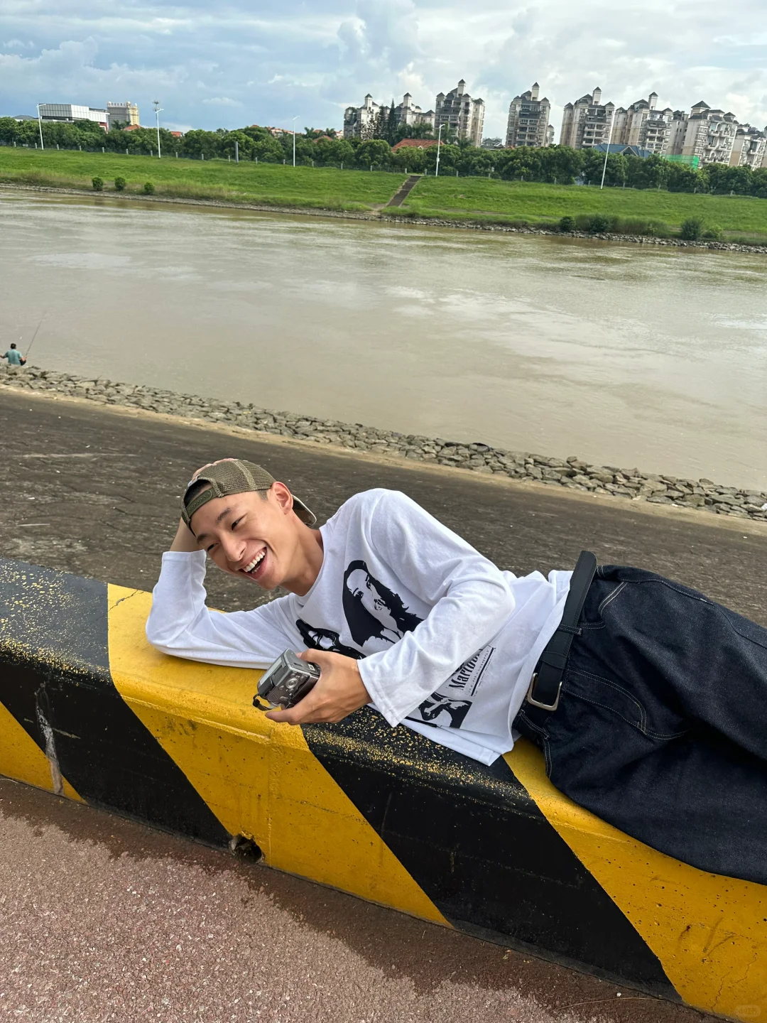 今晚睡桥洞
