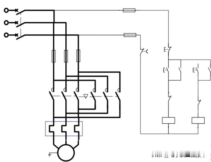 “接触器联锁正反转，我成啦”，一位学低压电工的朋友对自己完成的电路很有成就感，看