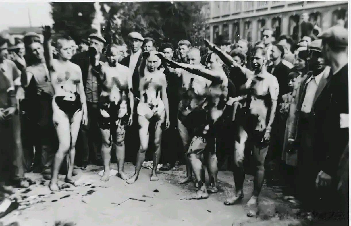 1944年8月，巴黎被盟军解放，法国男人开始对二战中通敌的“走狗和法奸”进行“秋