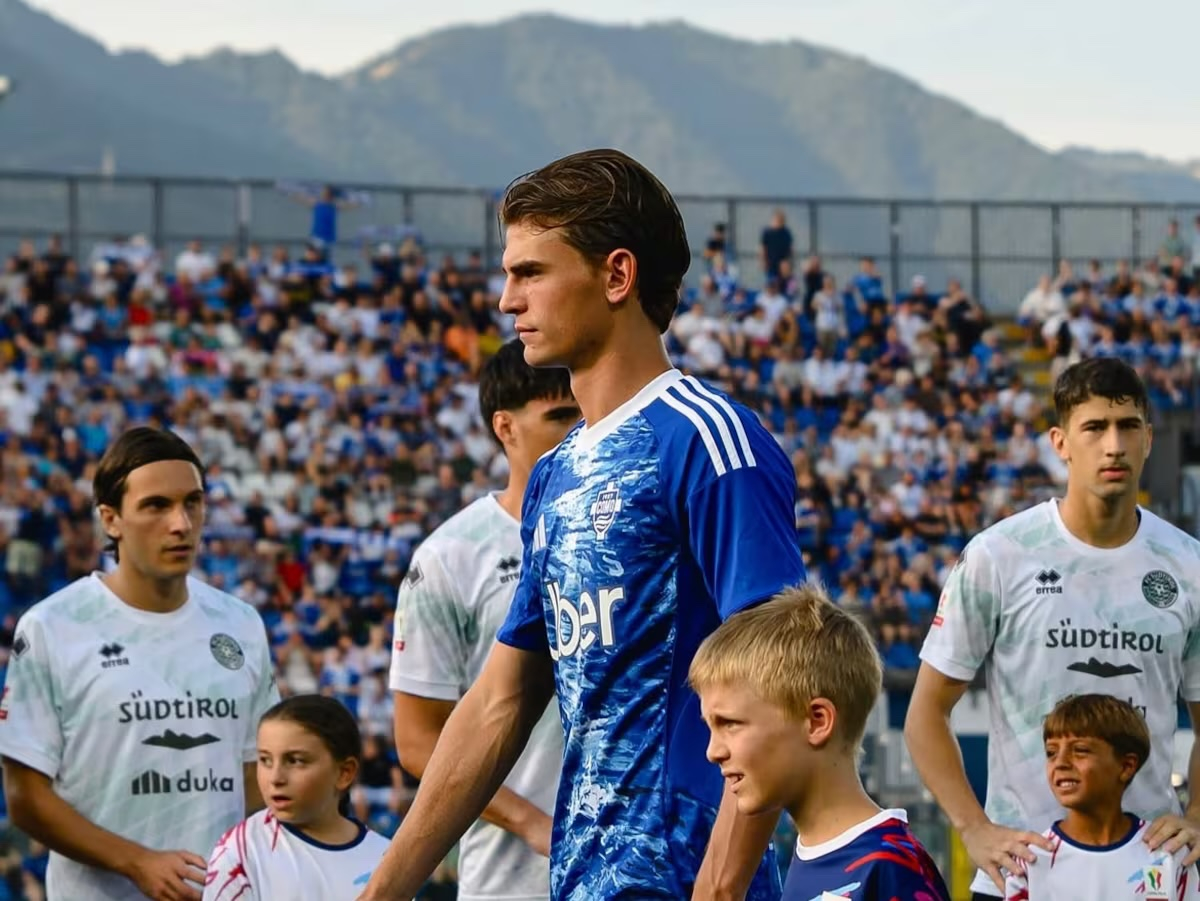 种种迹象表明，尼科·帕斯将于明年夏天重返皇家马德里。俱乐部只需900万就能把他签