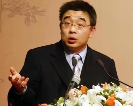 复旦大学钱文忠教授，撕开了社会当下最大的遮羞布！他说：我们的社会已经开始面临严重