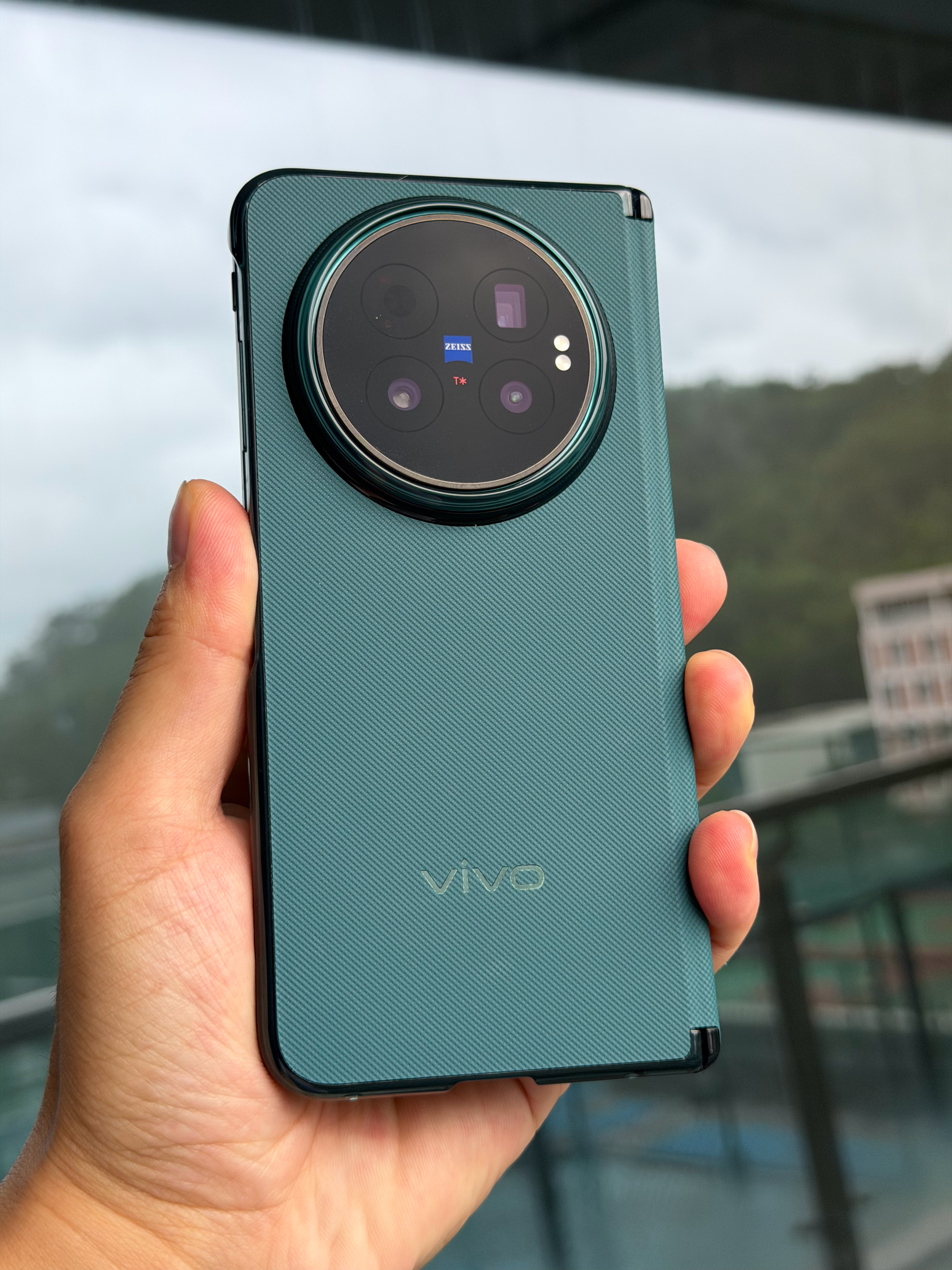 猜对价格送红包vivo X Fold6 今晚19:00发布，起售价多少钱，第一个