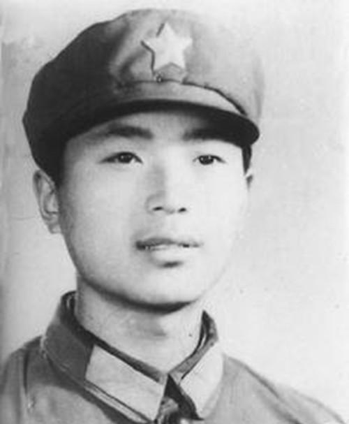 “中国人绝对不会为美国做事！”一位17岁就考上北大的芯片奇才，在30岁时就拥有了