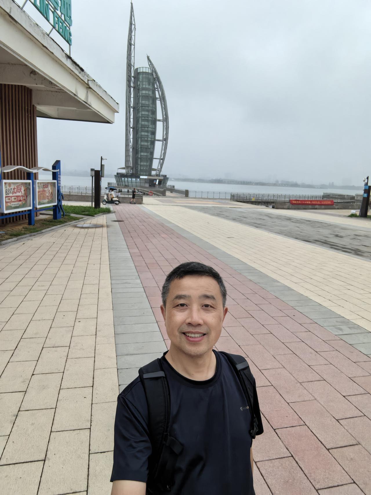 今天是我戒酒316天，又是普普通通的一天。
 
坚持写戒酒日记这么久，发现生活看
