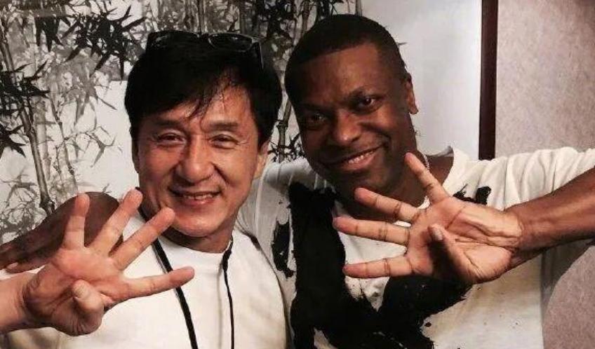 成龙确认回归《尖峰时刻4》的消息，无疑让不少影迷感到兴奋。作为该系列的标志性人物