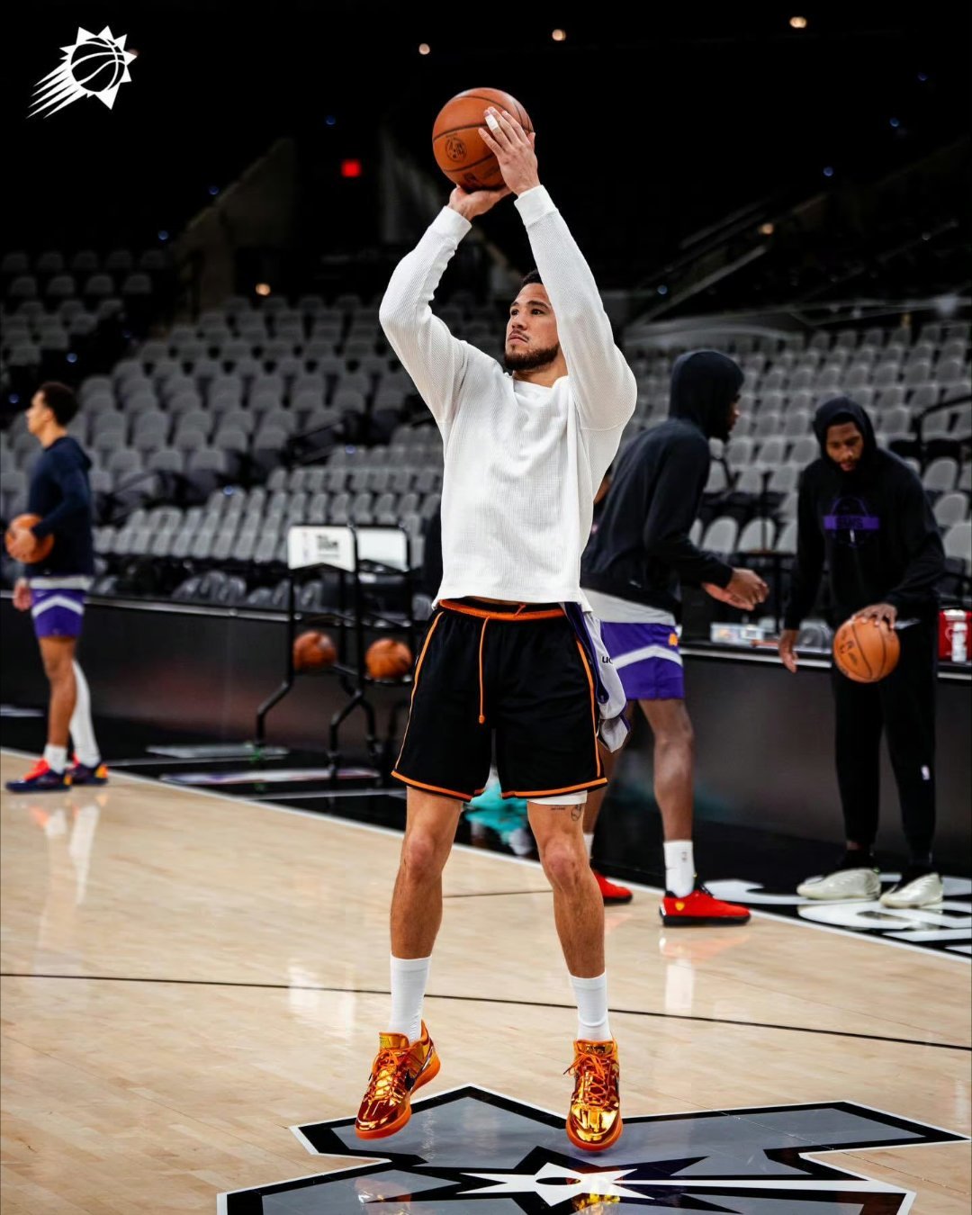 就布克今天这糟糕至极的状态，还是休息吧太阳vs马刺