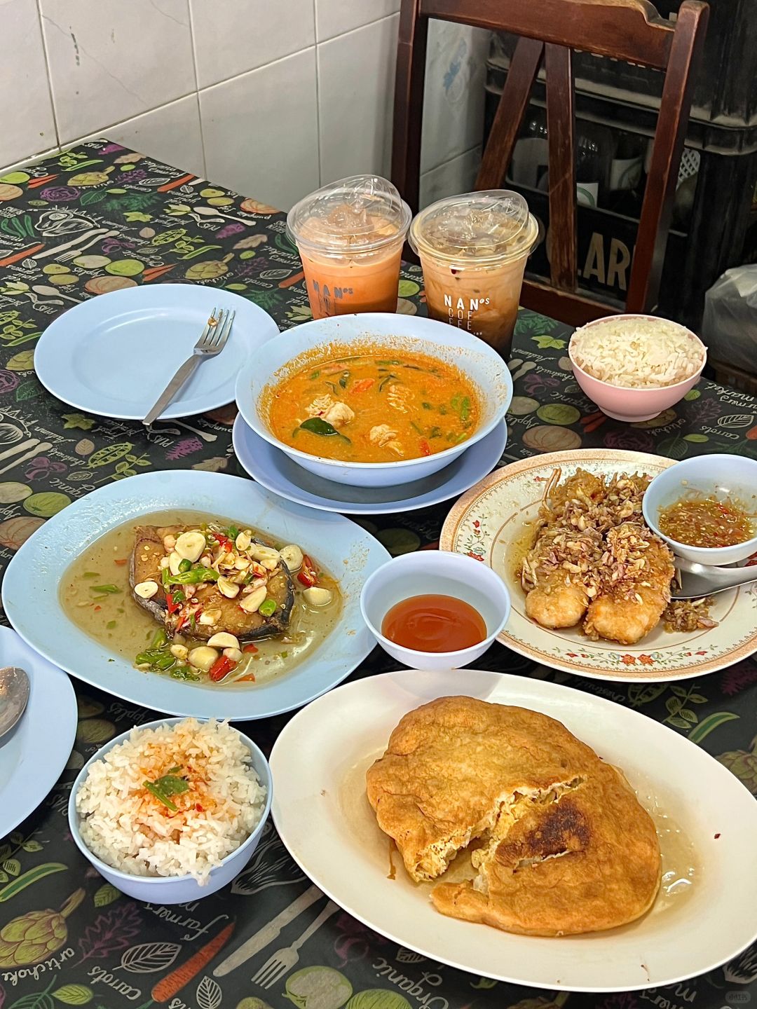 被曼谷🇹🇭平价米其林惊艳到！中午一点打烊！