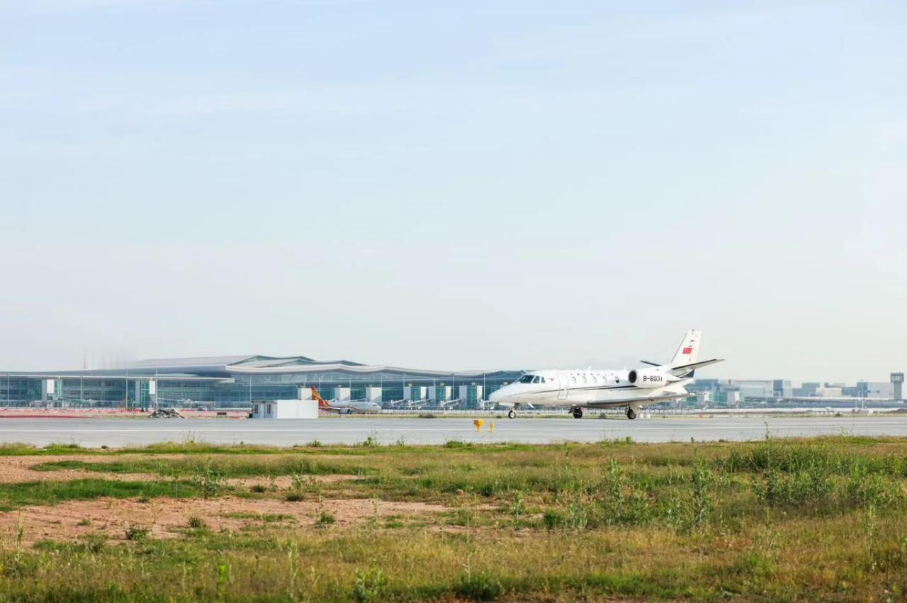 西安机场T5“完全体”启用倒计时，航站楼南三指廊及站坪、新建南二跑道等工程通过竣