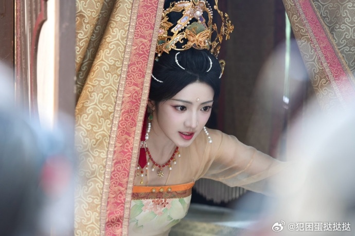 黄羿金枝里演谁 长瑛郡主赵金枝啊！华服加身自带疏离压迫感，完全跳出了她之前软萌甜