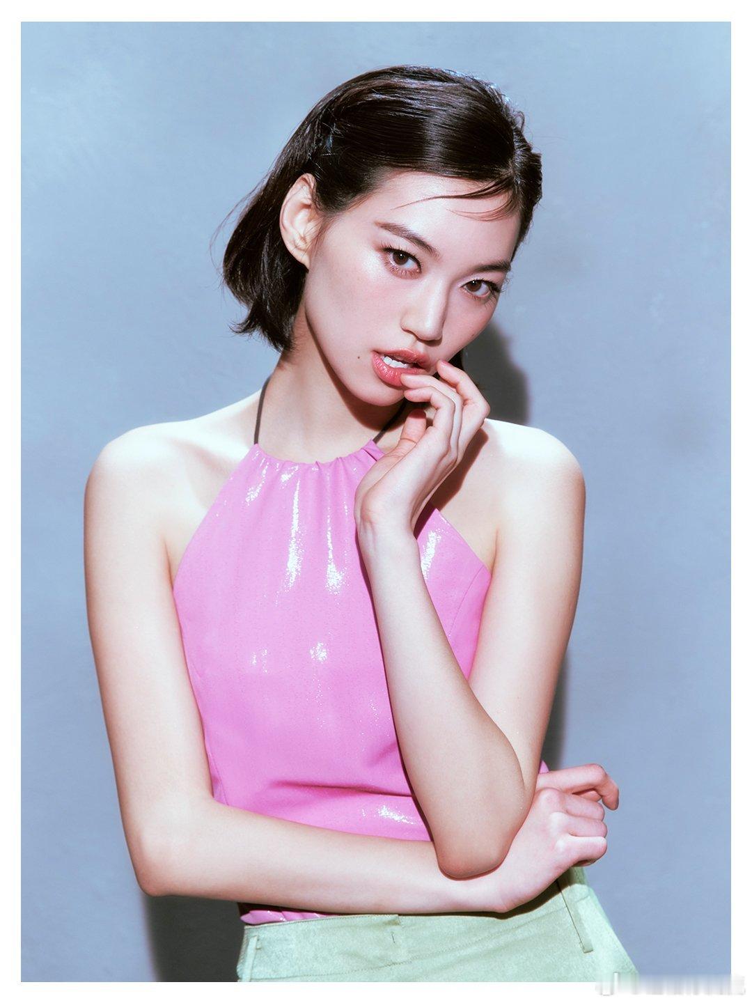 IOI迷你三辑概念照公开，是yearbook的概念