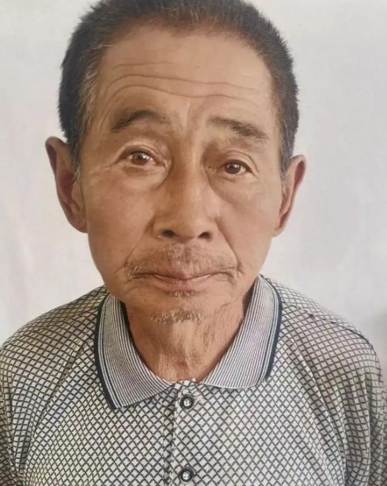 太诡异了！"河北承德隆化县张三营镇台沟村发生一件让人百思不解的怪事，当地75岁村
