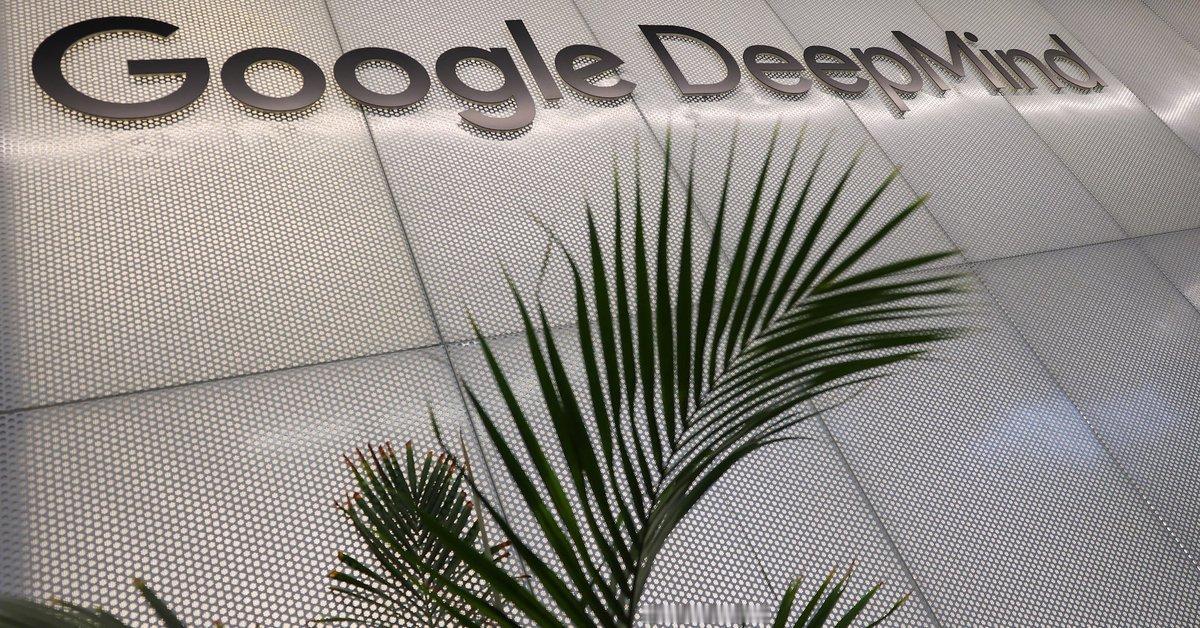 [To learn English]
Google DeepMind and i