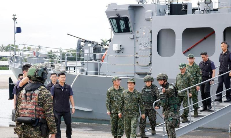台民意机构预算中心5月25日丢出一组尴尬数据：到2027年，台军可征役男性预计跌