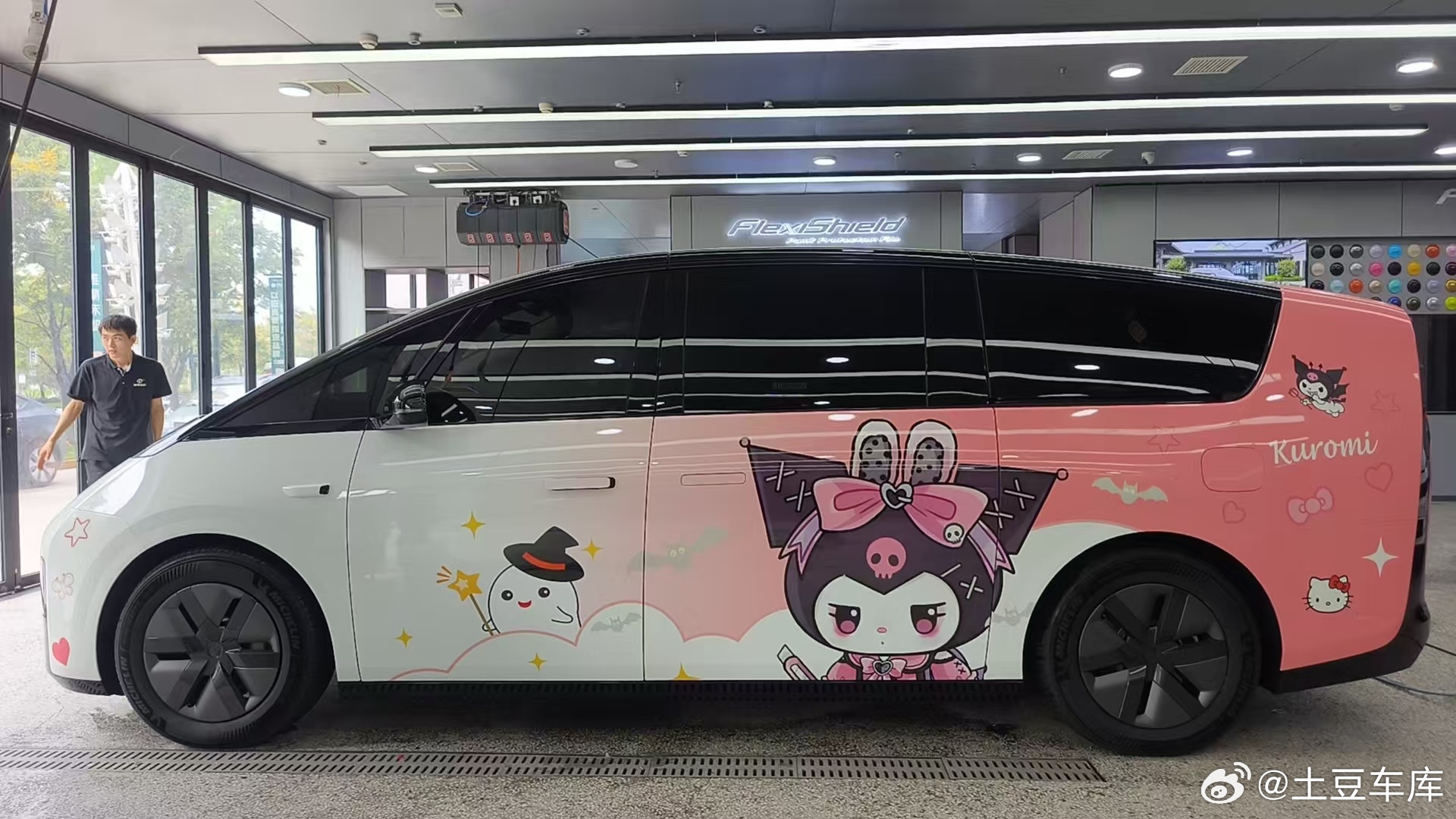 满血复活🤓唯独新补的彩绘有一点点色差 过一段时间会好点 ​​​