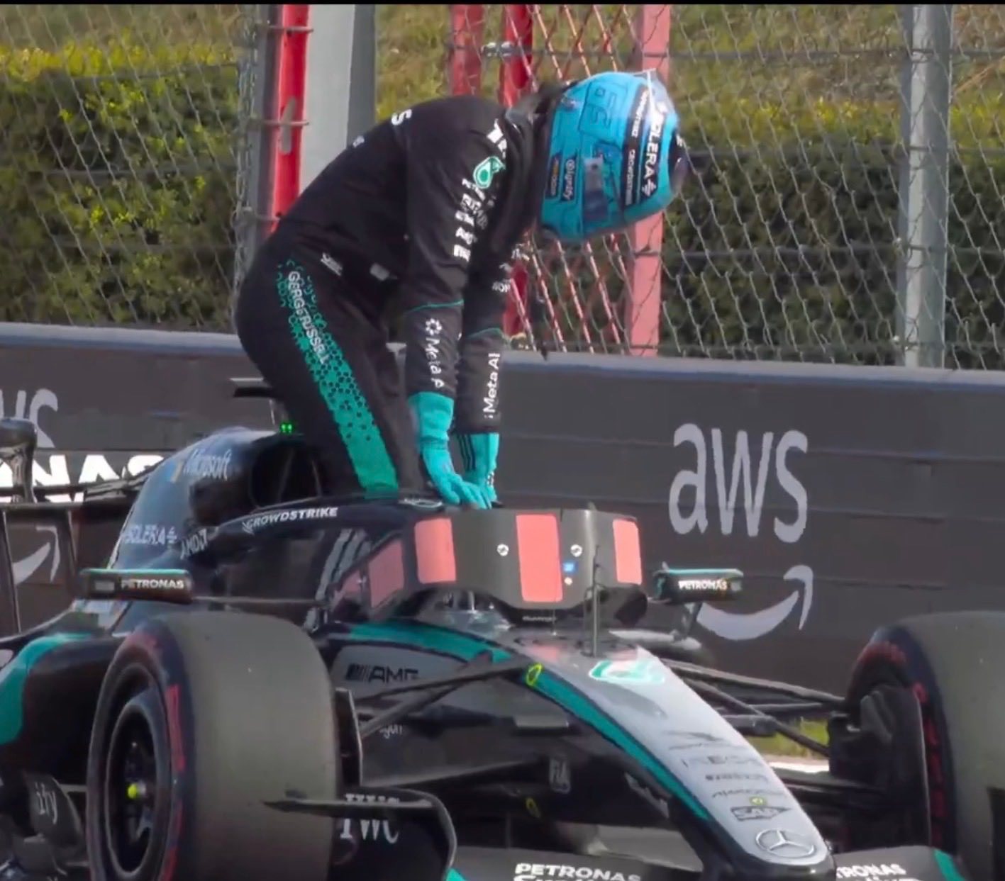 维斯塔潘赛车spin 拉塞尔赛车故障F12026F1匈牙利大奖赛