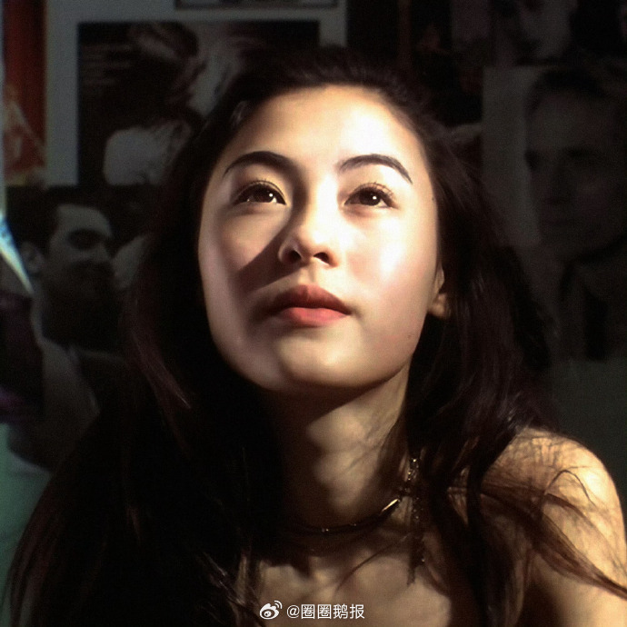 张柏芝跳潮汕英歌舞 张柏芝跳潮汕英歌舞太惊艳，骨相立体优越，一张脸自带权威气场，