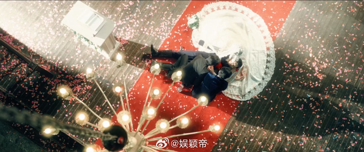 吴莫愁这一秒滑跪吴莫愁发道歉声明《这一秒过火》剧宣太有巧思，吴莫愁化身慕容府大小