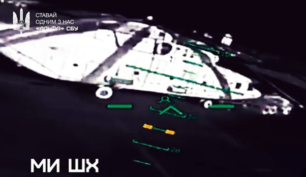 烽火问鼎计划俄乌局势新进展 视频显示，在今年早些时候的一次打击中，乌克兰FPV无