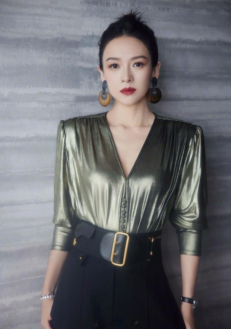 章子怡坦然回应为新戏增重  说实话，现在愿意为角色“折腾”自己身体的演员真不多了