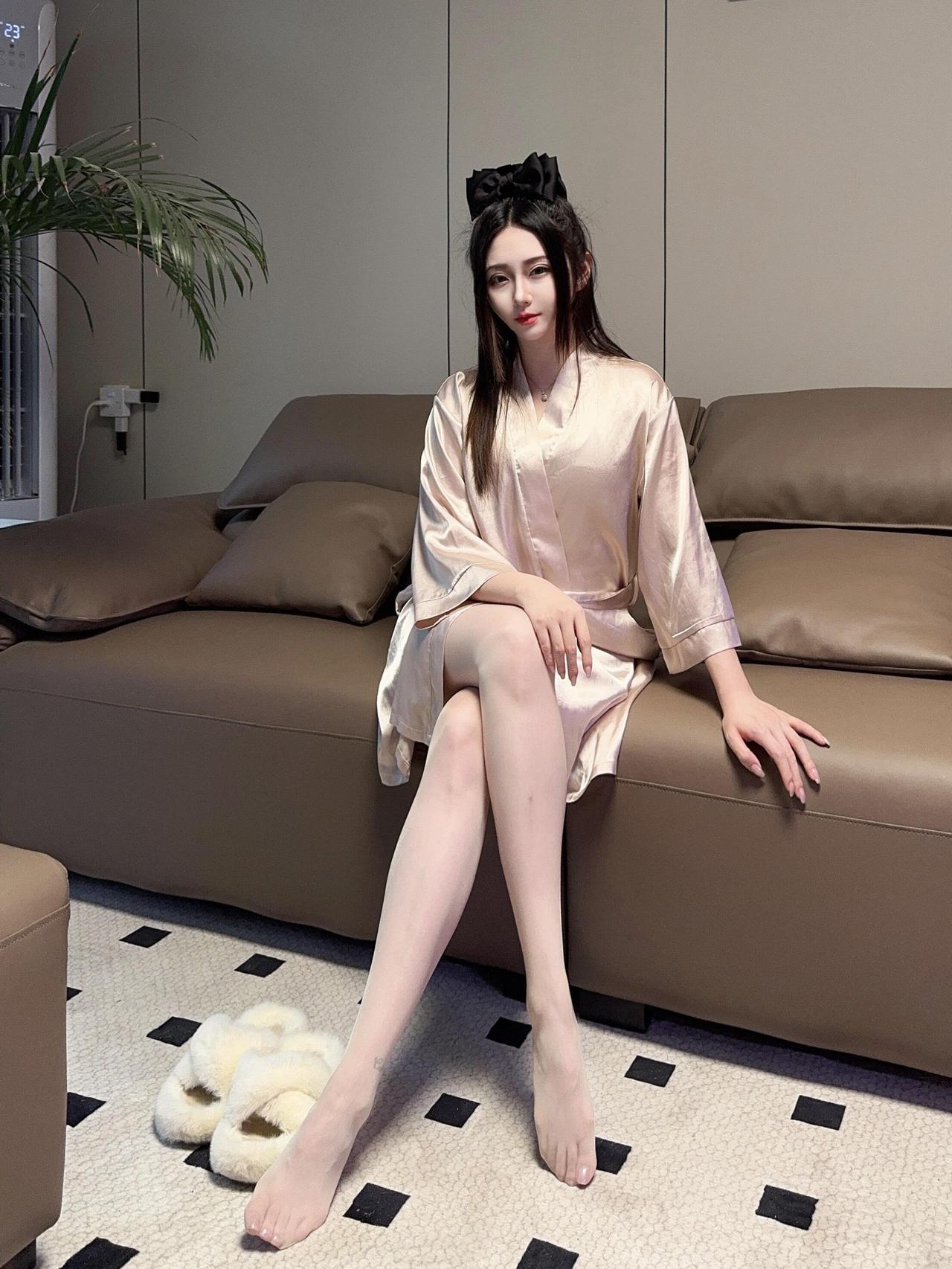 万能生活指南在喜欢的状态里生活吧，生活的本意是开心秋冬服饰焕新季 御姐 穿搭 秋