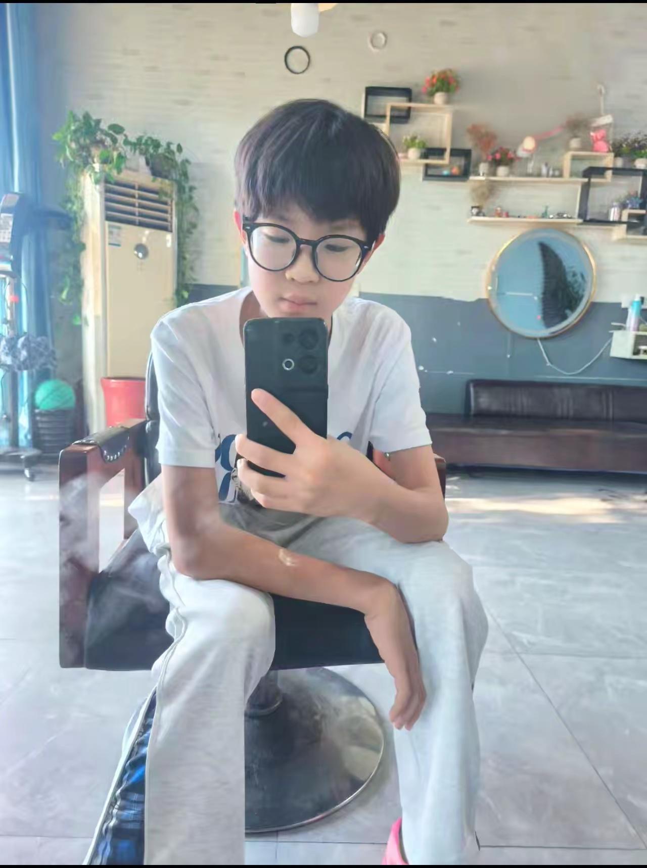不是 夏天谁剪头？ 不剪头的评论。