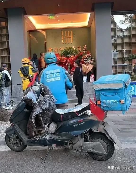 因拒绝小日子入住的酒店彻底火了！

酒店房间瞬间订满无房可订，许多网友纷纷“远程