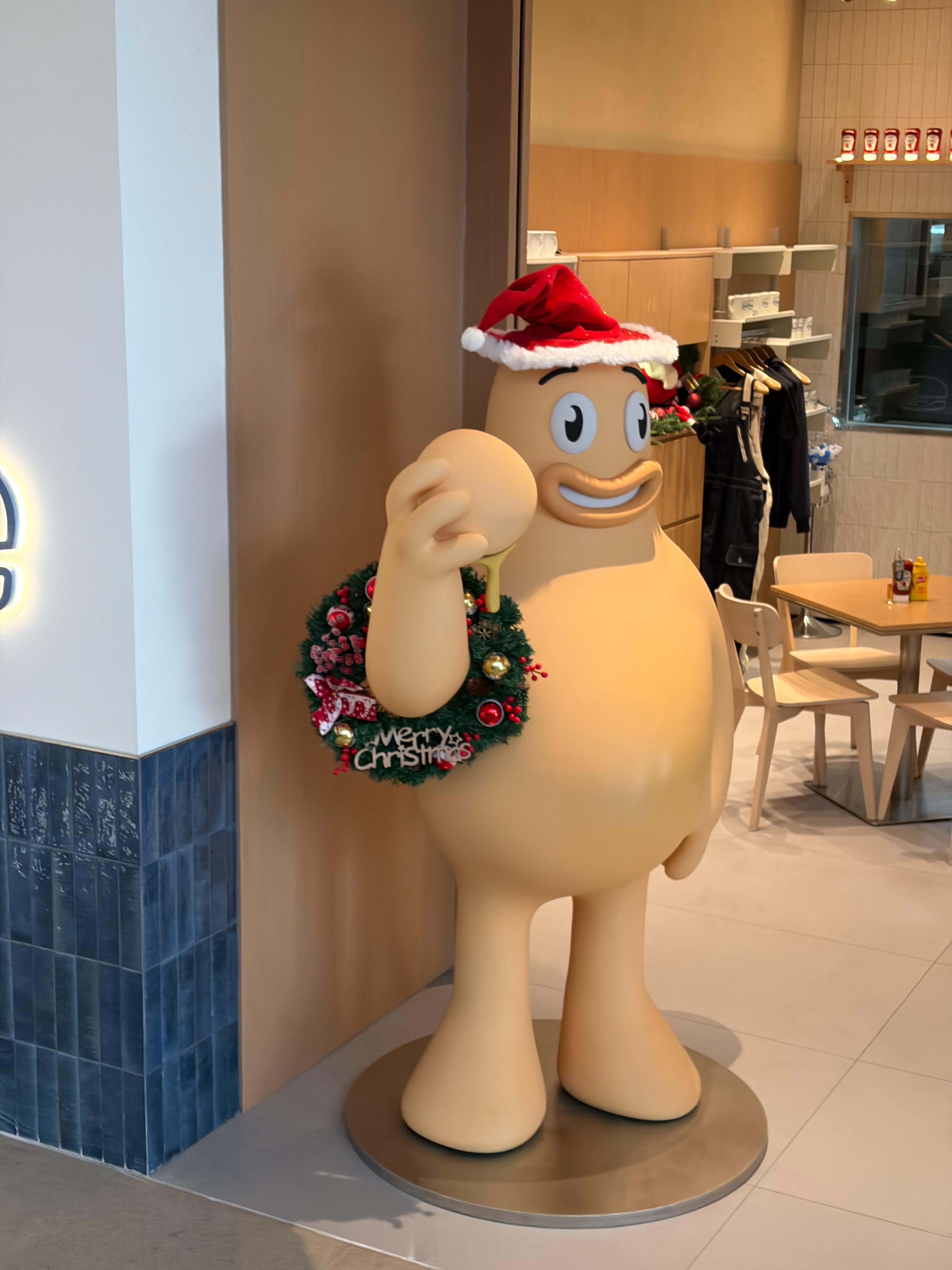 下班了，兄弟们，今天万象城还是挺热闹的。 深圳·深圳湾万象城