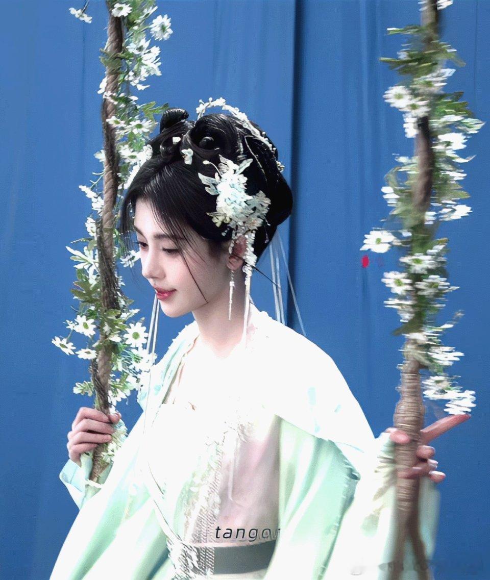 鞠婧祎 【姜黎非】🍊愿为你放下万千的荣华 和你一起走天涯鞠婧祎姜黎非鞠婧祎千香