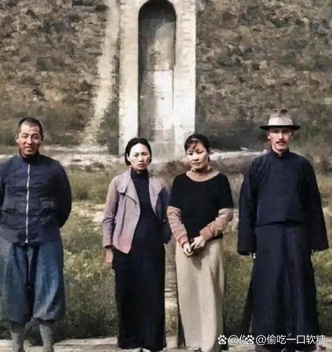蒋介石跟宋美龄真实长相，珍贵合照被曝光！ 