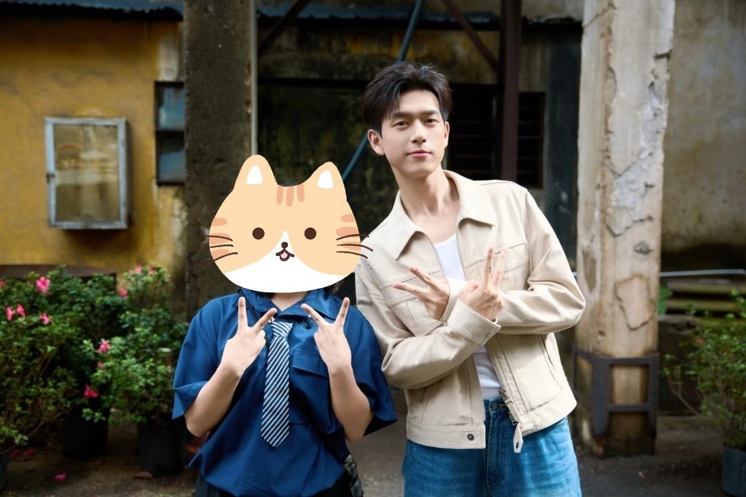 雾里青李现孟弗渊合照+1 李现孟弗渊李现雾里青雾里青杀青
