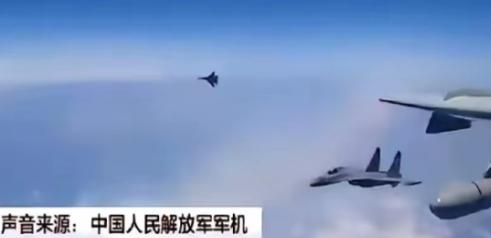 美国飞行员发现一个百思不得其解的怪现象：每次中国战机伴飞，既不是歼16、也不是歼