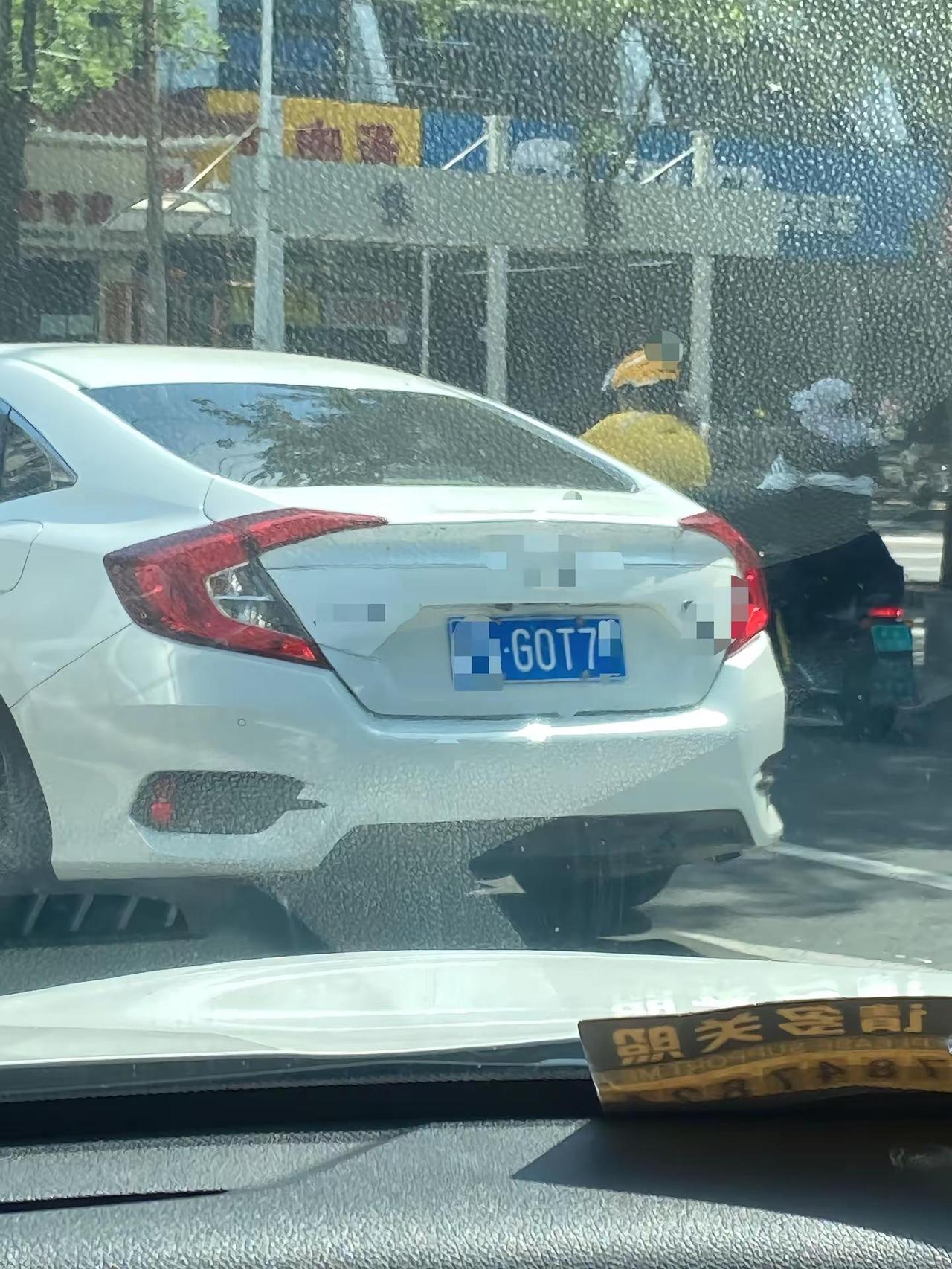 发朋友圈不一定有人懂，但发一定有人懂