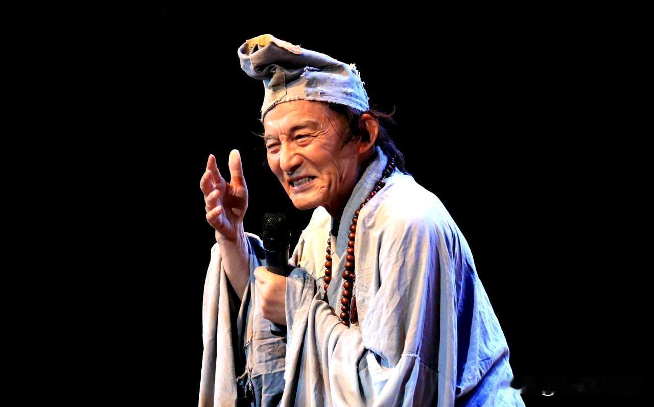 早年济公，晚年繁华，一生有两部传世之作，算是一个完美的人生了！