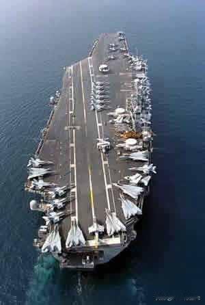 美国击落伊朗无人机，擦枪走火，美伊冲突的可能性大增

当地时间2月3日，一名美国