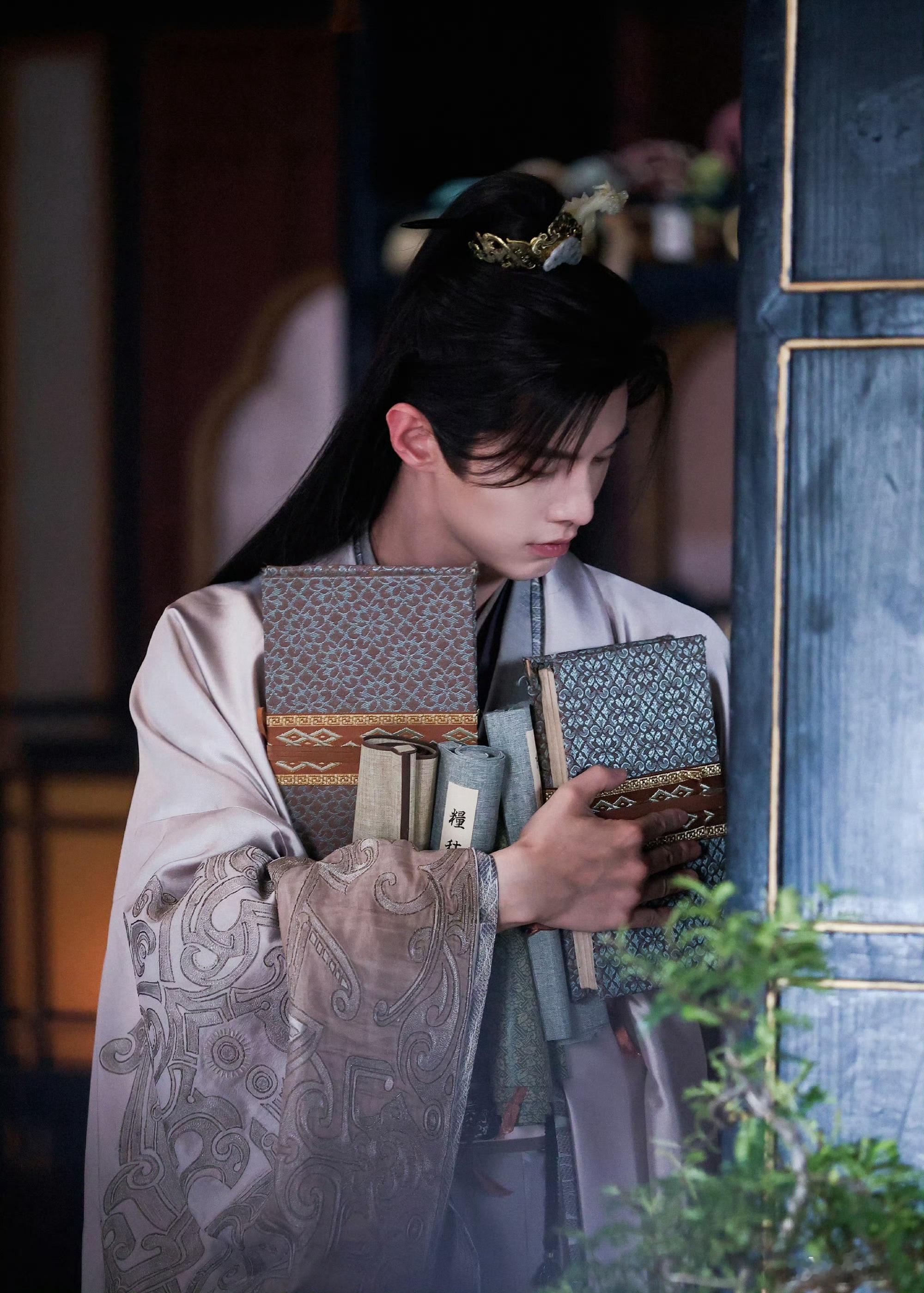 夏天就要嗨起来生活不论好坏，每天都是限量版，永远乐观自信，永远积极向上，别让世俗