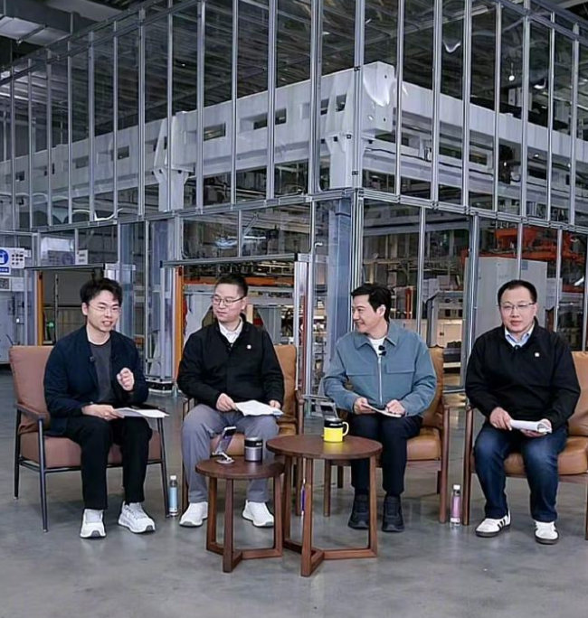 【小米回应汽车火灾事故调查过程：没有监管部门的许可，原则上不能自行披露相关信息】