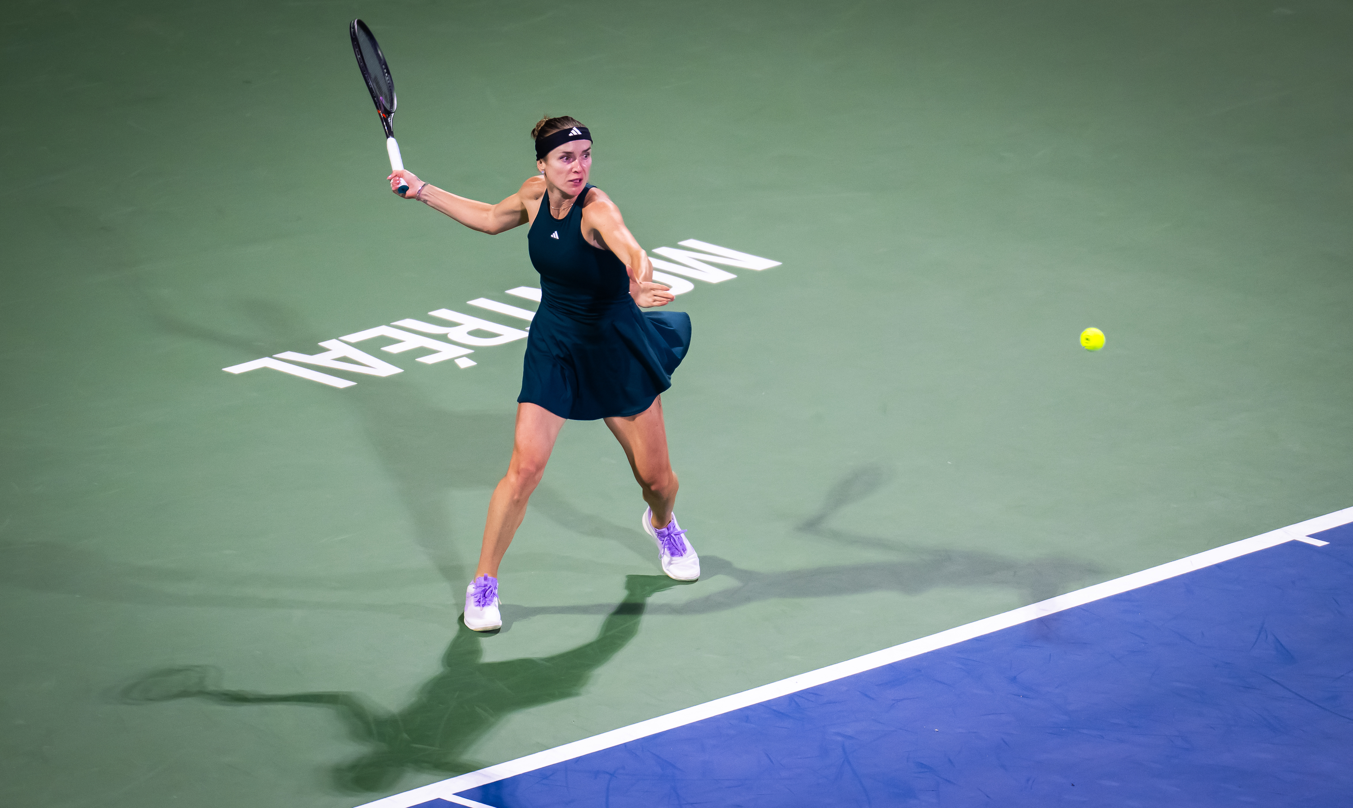 WTA1000蒙特利尔站第三轮，前赛会冠军、10号种子斯维托丽娜以6-1 6-1