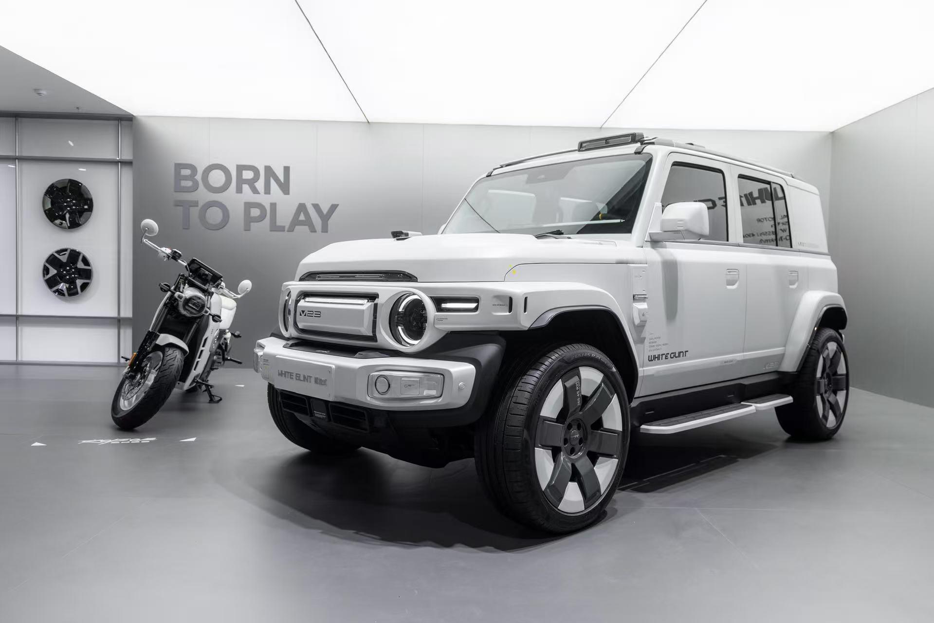 【2026北京车展：iCAR ROBOX全球首秀，V27/V23同步亮相】4月2