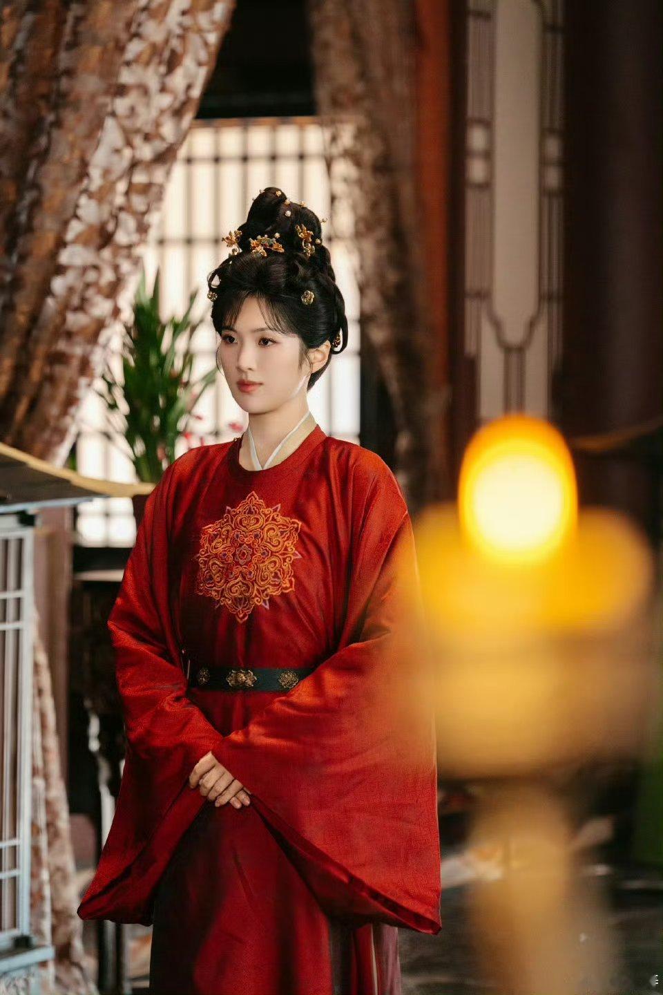 唐宫奇案 我的评分：姚安娜古装姚安娜古装是耐看型 👖《唐宫奇案》热度破万！首部