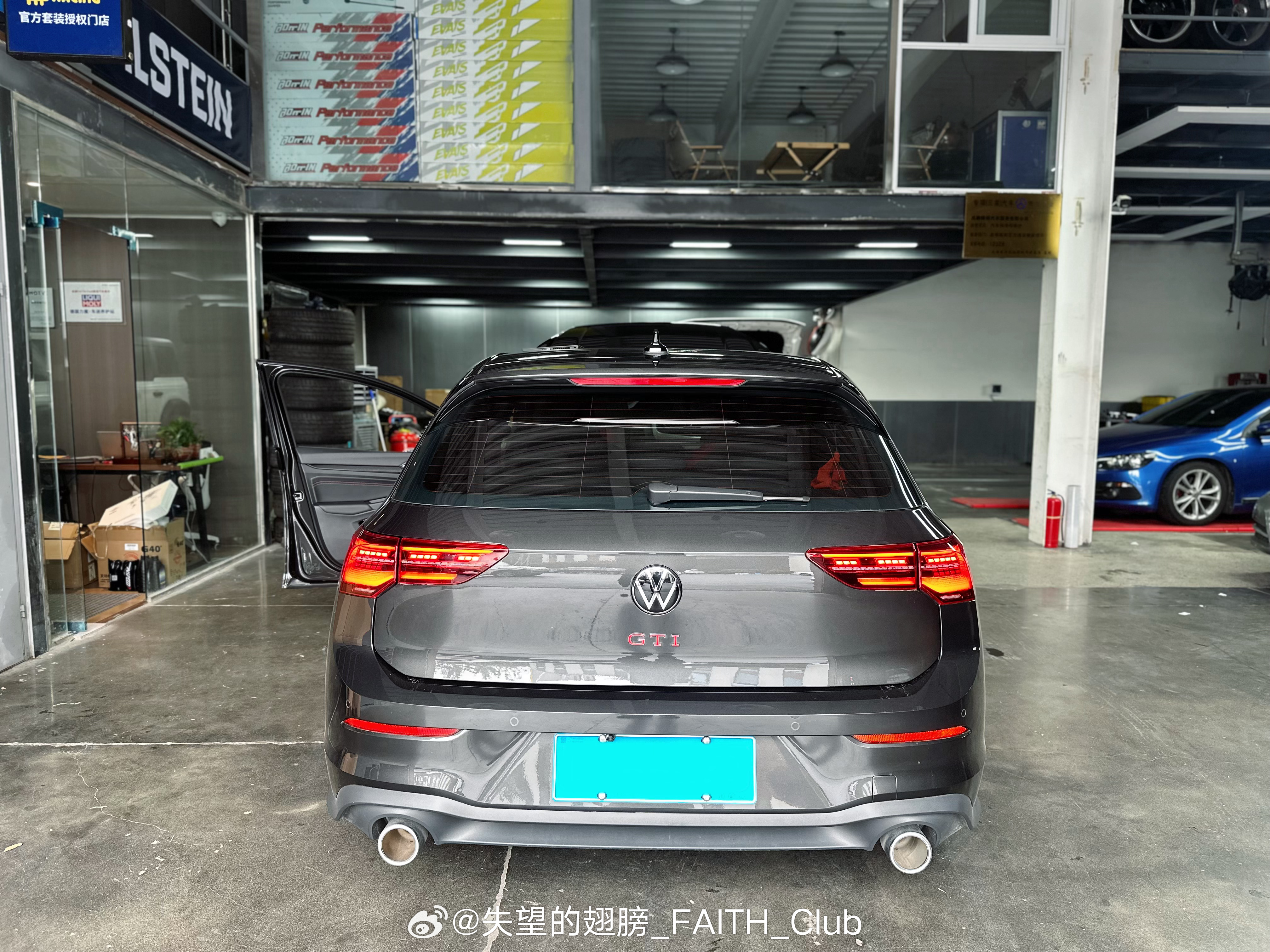 高尔夫8代GTI再来一台：🇬🇧REVO Stage1 ECU💻，方向盘切换