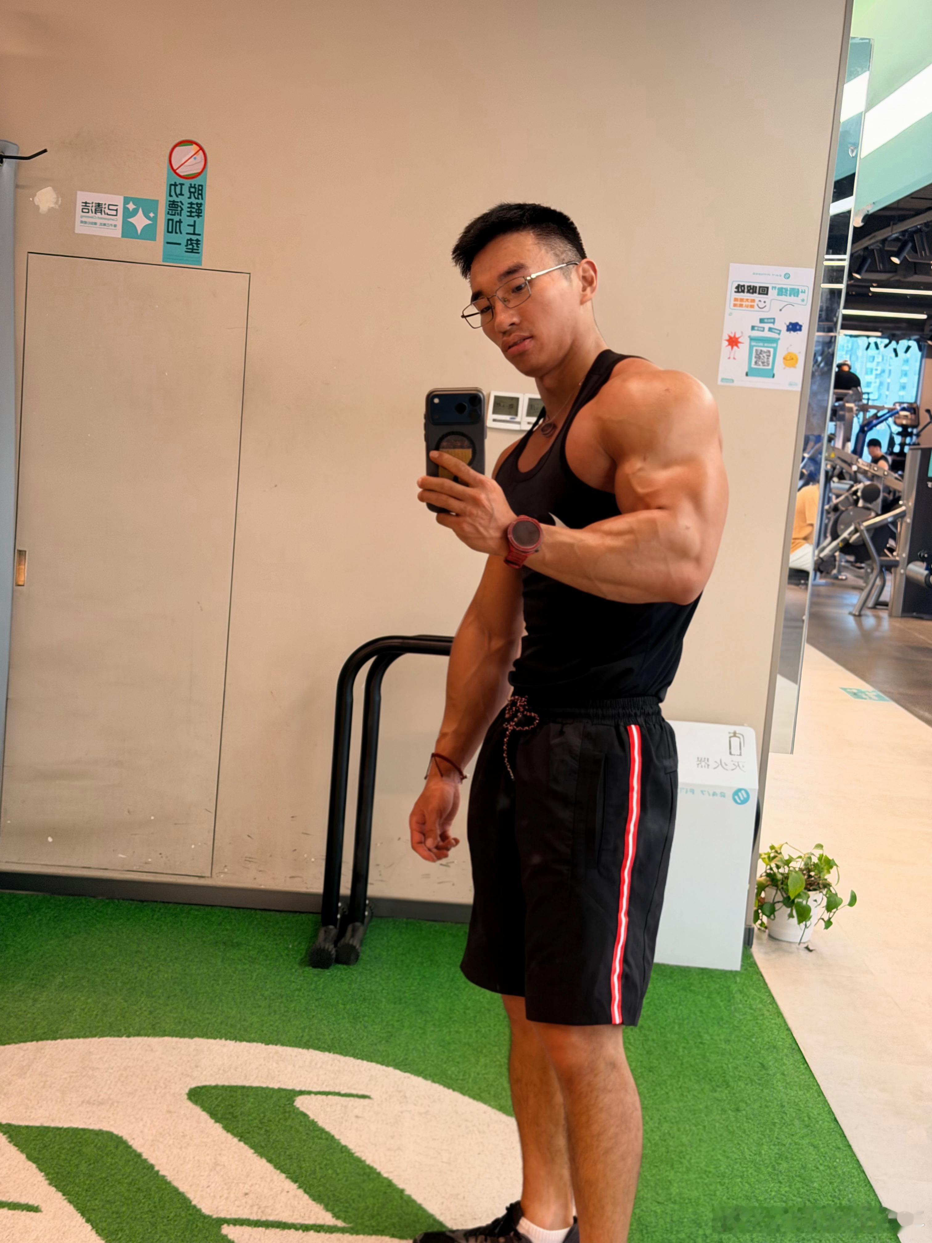 左手右手？我只会右手我的日常plog健身健身
