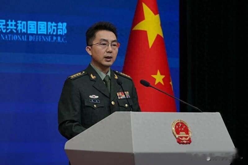 2025年11月5日福建舰正式入列后，于12月16日首次穿过台湾海峡北上。国防部