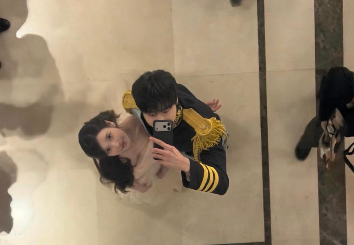 260410 IU相关呀好萌的宝宝 